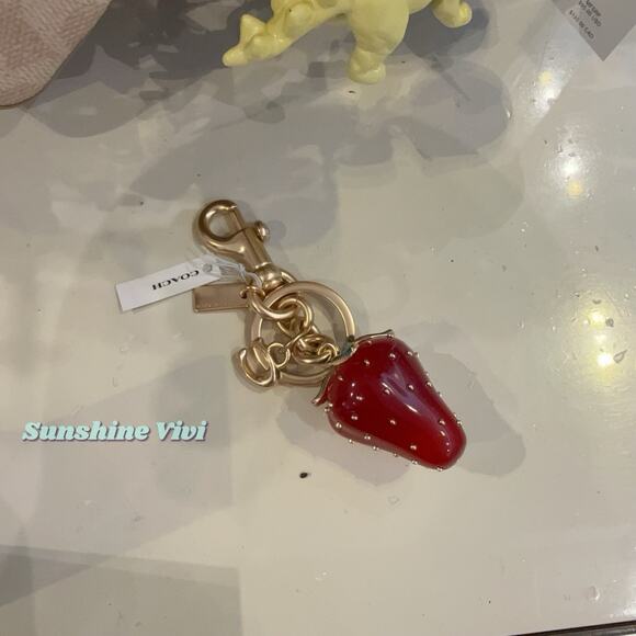 NWT Coach Strawberry Bag Charm CAO50 BRASS/Red - Picture 5 of 10